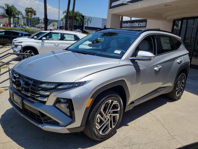 New 2026 Hyundai Tucson Limited AWD/4WD image 2