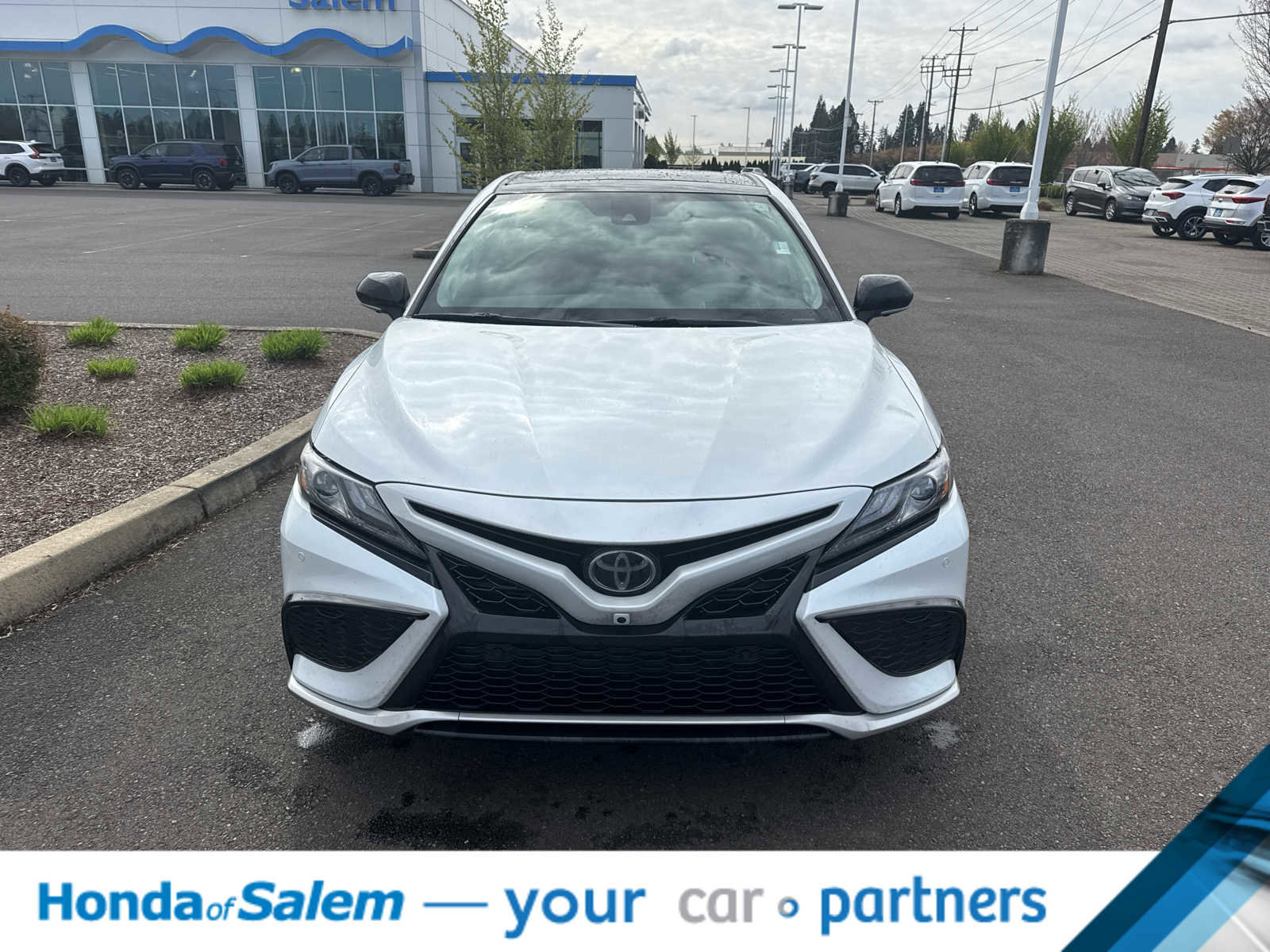 Used 2023 Toyota Camry XSE w/ Navigation Package image 6