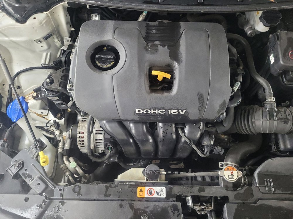 Used 2017 Kia Forte S image 30