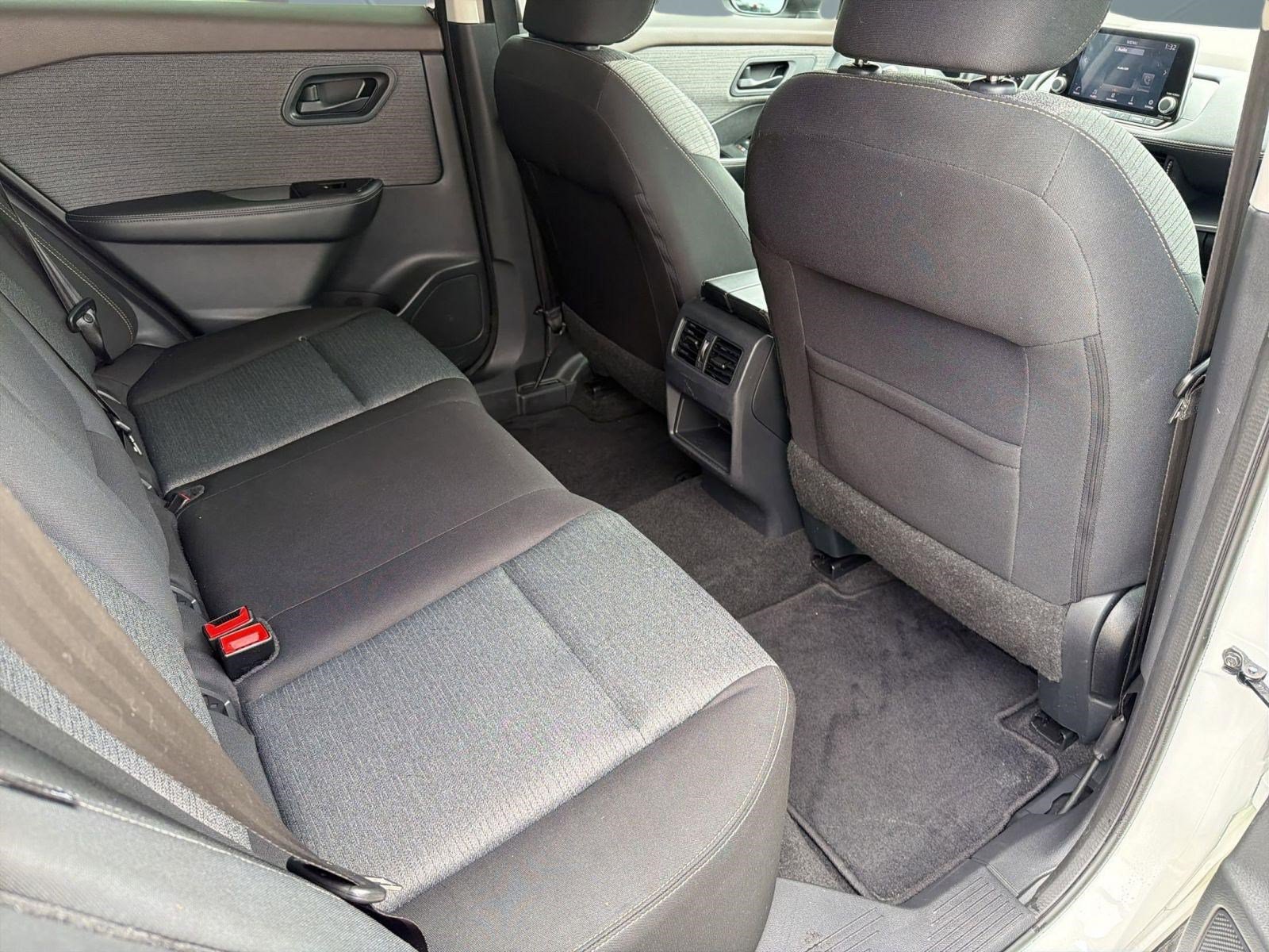 Used 2022 Nissan Rogue S FWD image 29