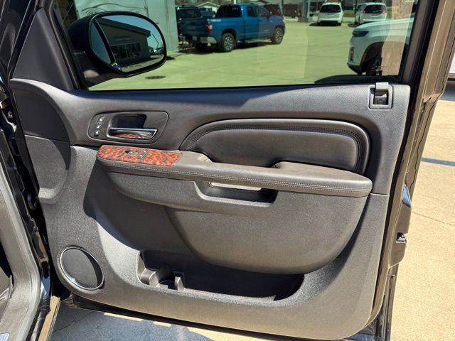 Used 2014 GMC Sierra 2500 Denali w/ Snow Plow Prep Package image 15