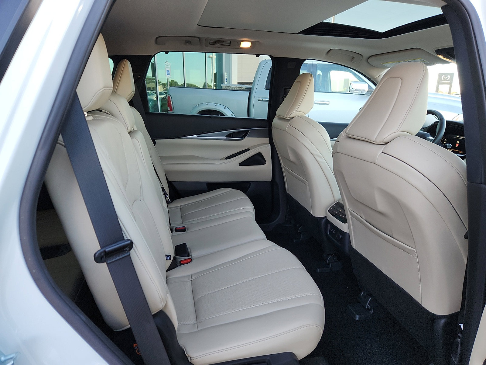 Used 2023 INFINITI QX60 Luxe w/ Cargo Package image 14