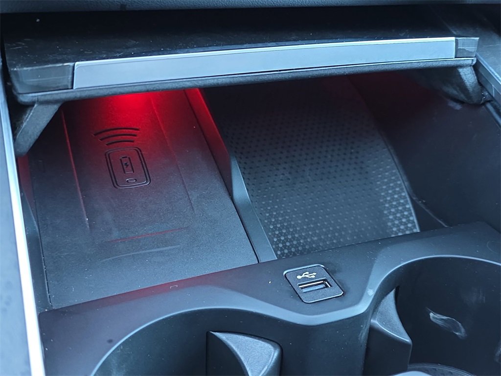 Used 2025 BMW X5 xDrive40i w/ Climate Comfort Package image 29