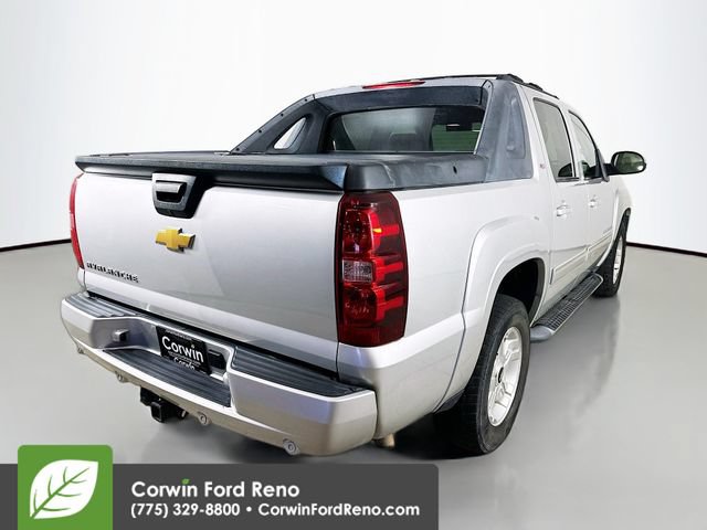 Used 2012 Chevrolet Avalanche LT AWD/4WD image 7