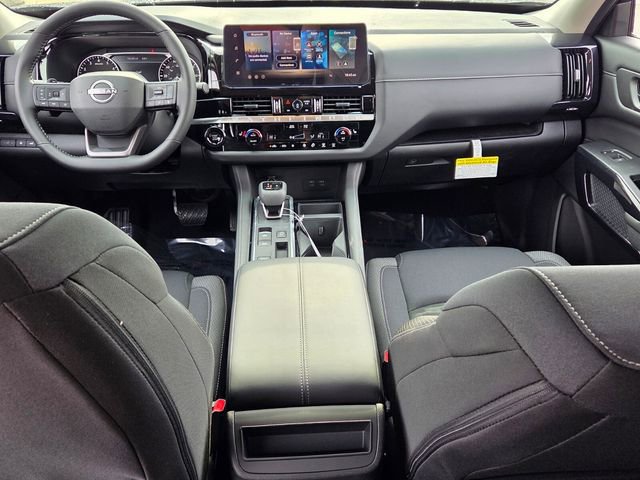 New 2026 Nissan Pathfinder SV image 8