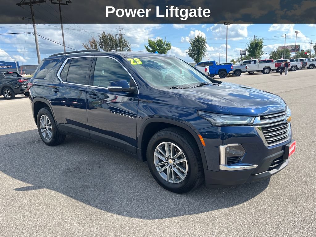 Used 2023 Chevrolet Traverse LT AWD/4WD image 9