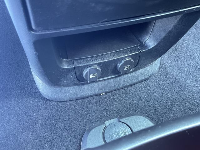 Used 2016 Dodge Grand Caravan SE FWD image 22