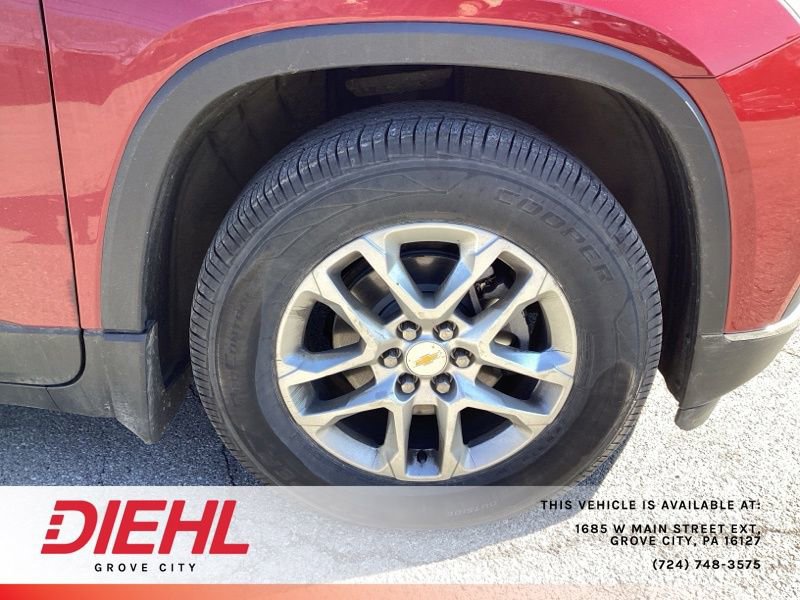 Used 2020 Chevrolet Traverse LT w/ Driver Confidence II Package image 9