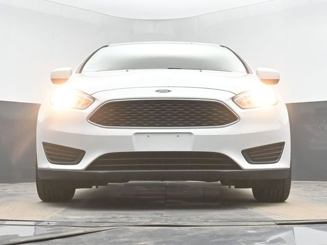 Used 2018 Ford Focus Titanium image 28