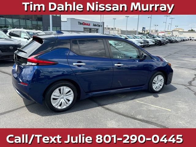 Used 2025 Nissan Leaf S FWD image 11