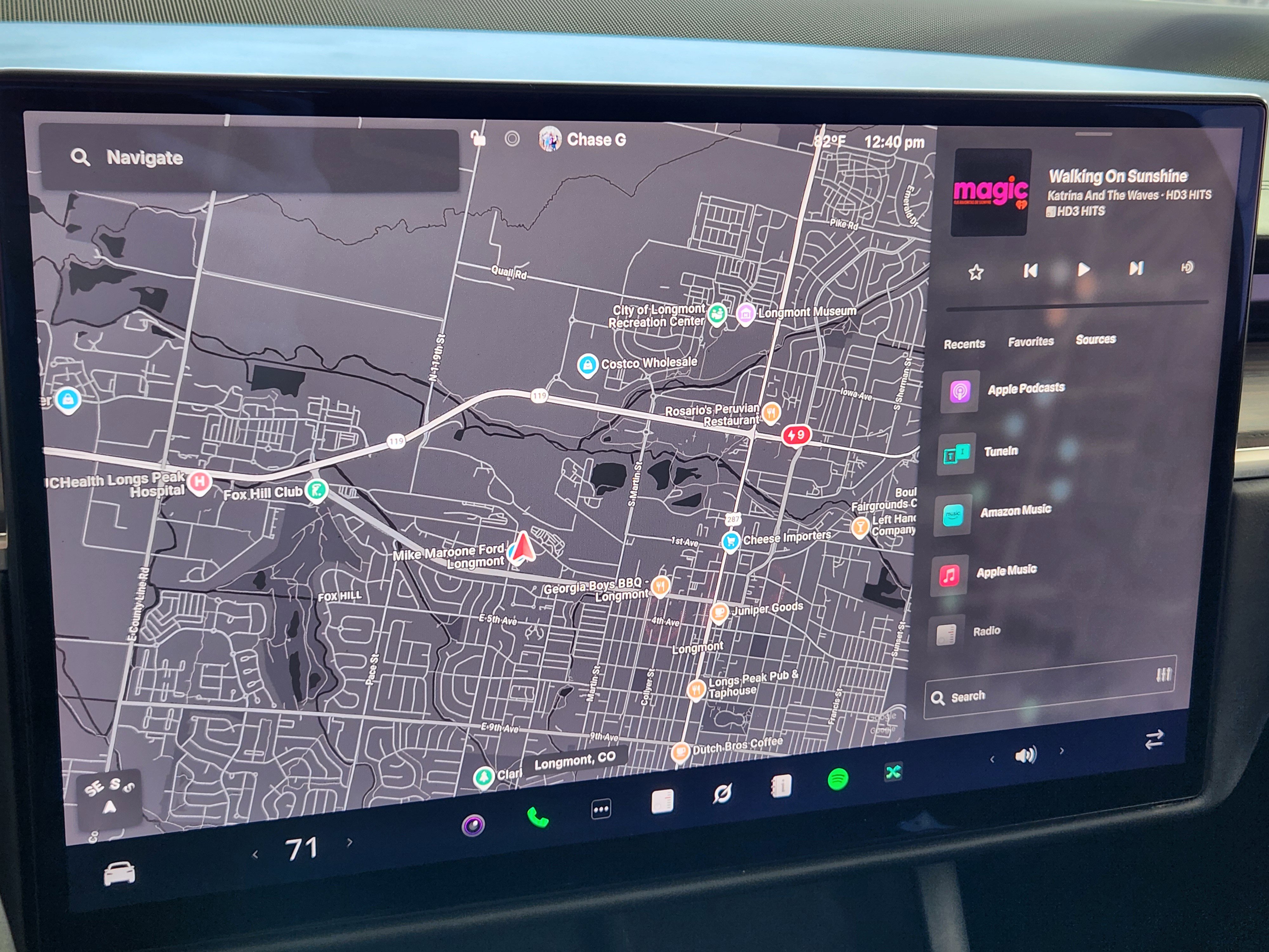 Used 2022 Tesla Model X image 22