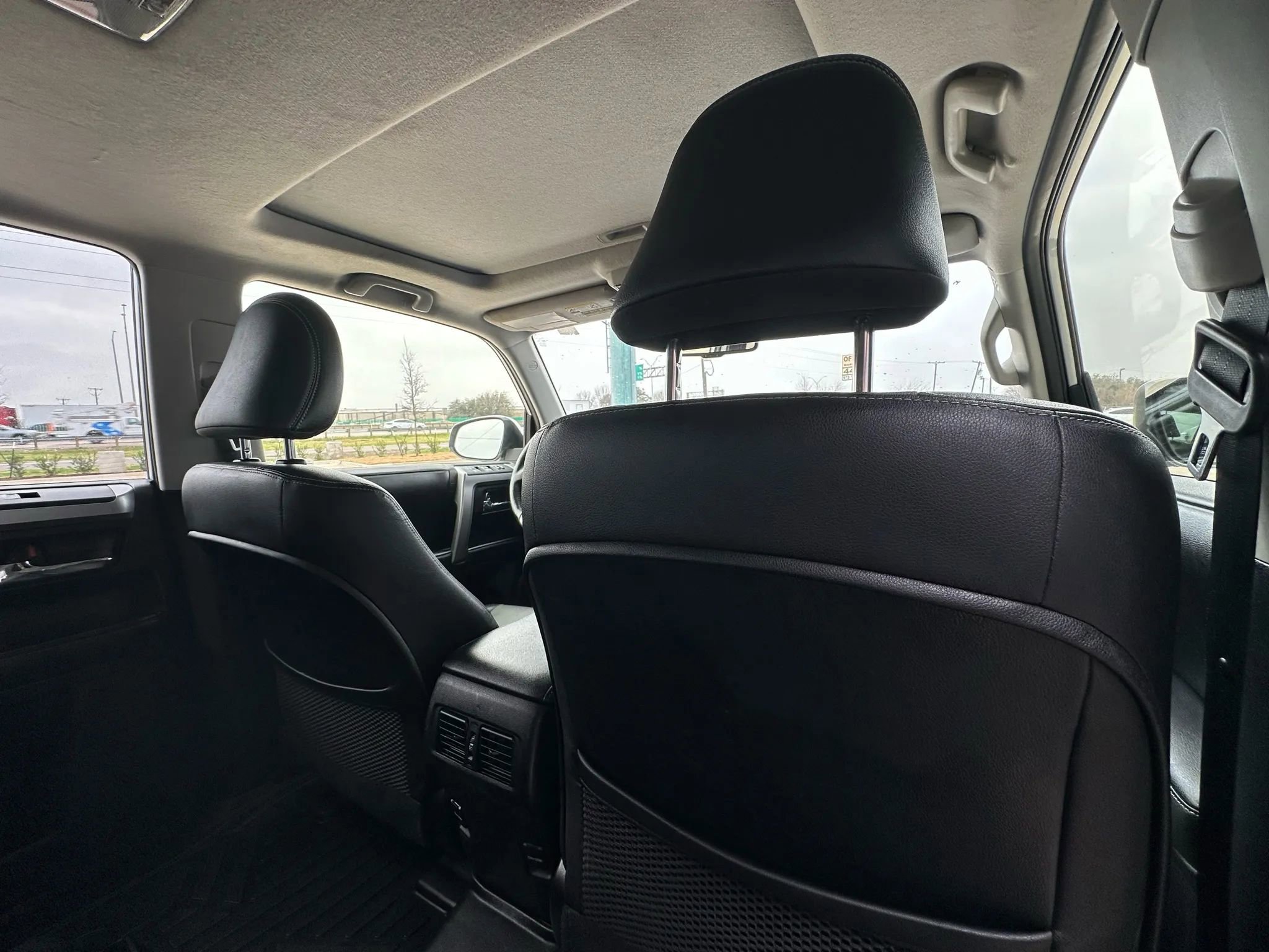 Used 2014 Toyota 4Runner SR5 Premium image 16