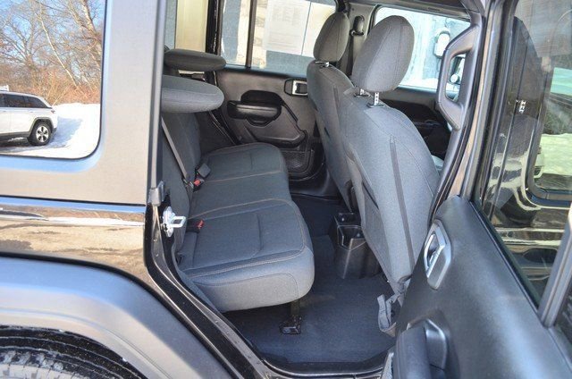 Used 2024 Jeep Wrangler Sport S image 35