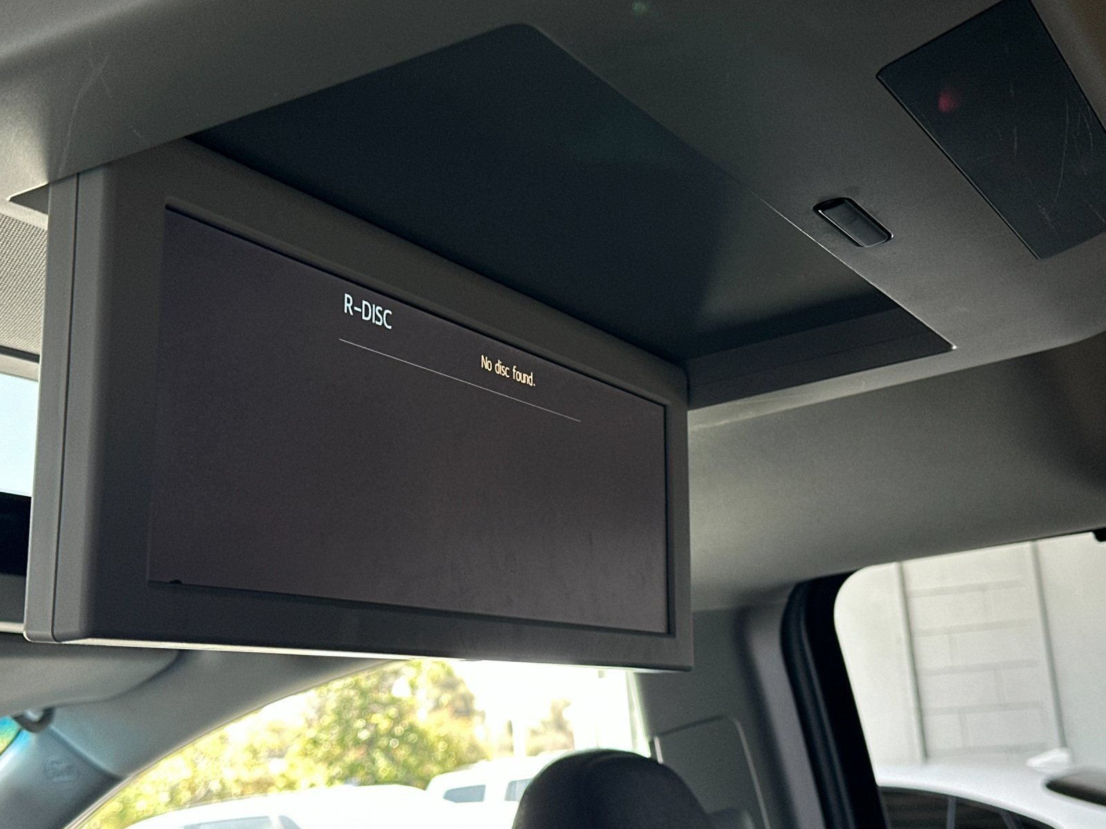 Used 2017 Toyota Sienna SE Premium FWD image 14