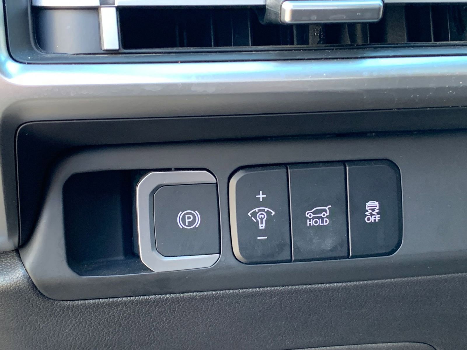 Used 2025 Hyundai Santa Fe SEL image 24