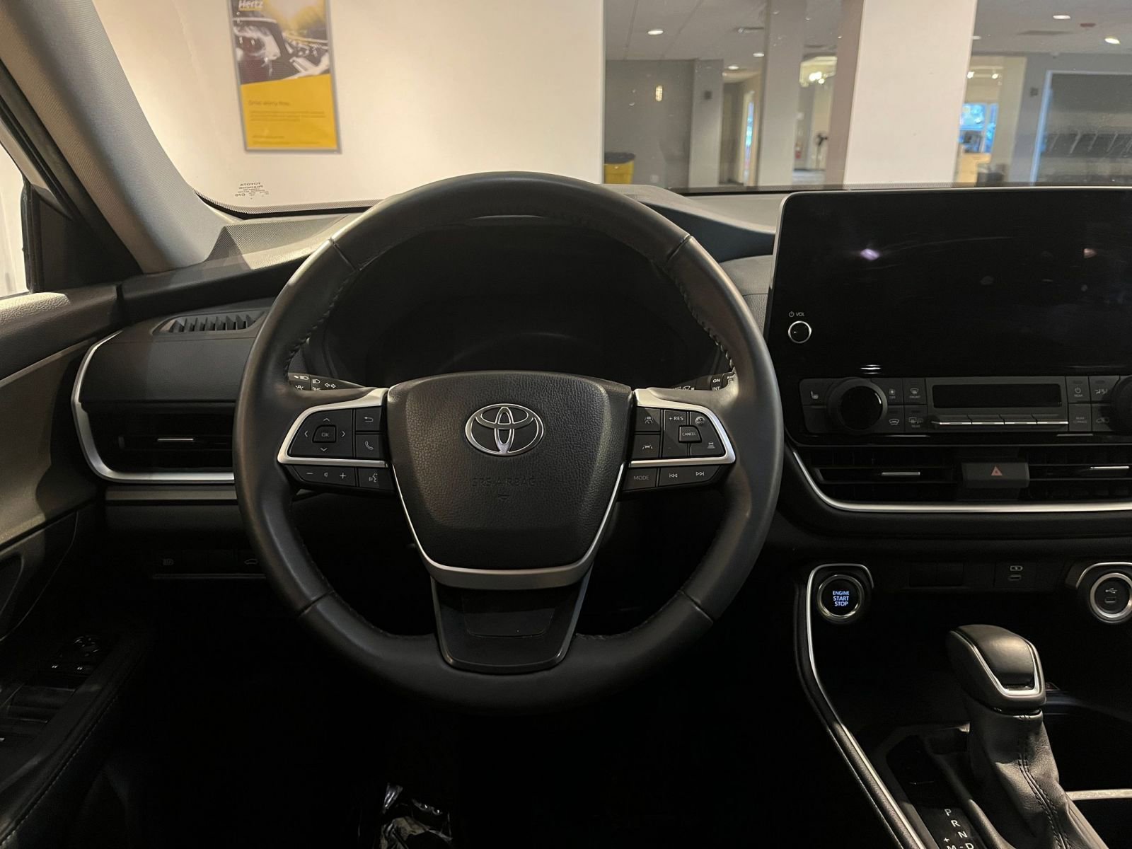 Used 2025 Toyota Grand Highlander FWD image 28