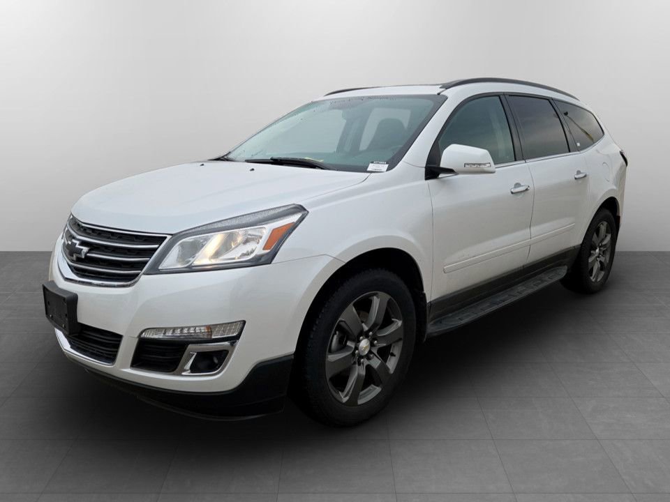 Used 2017 Chevrolet Traverse LT w/ Graphite Special Edition image 12