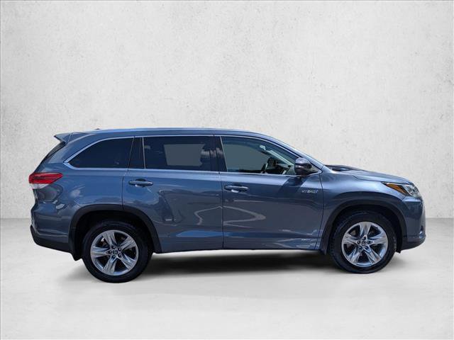 Used 2018 Toyota Highlander Limited AWD/4WD image 4