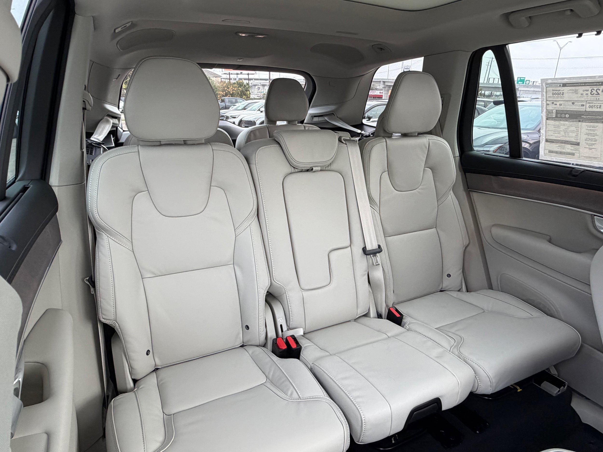 New 2026 Volvo XC90 B6 Ultra w/ Protection Package AWD/4WD image 9