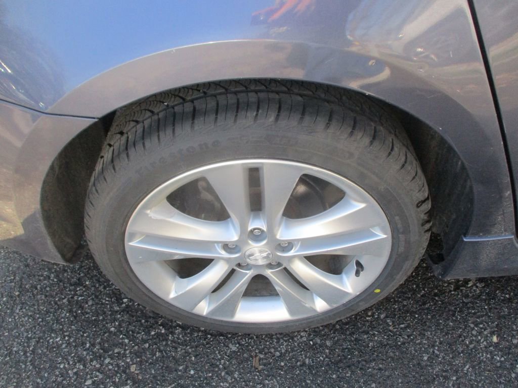 Used 2013 Chevrolet Cruze LTZ w/ Enhanced Safety Package FWD image 5