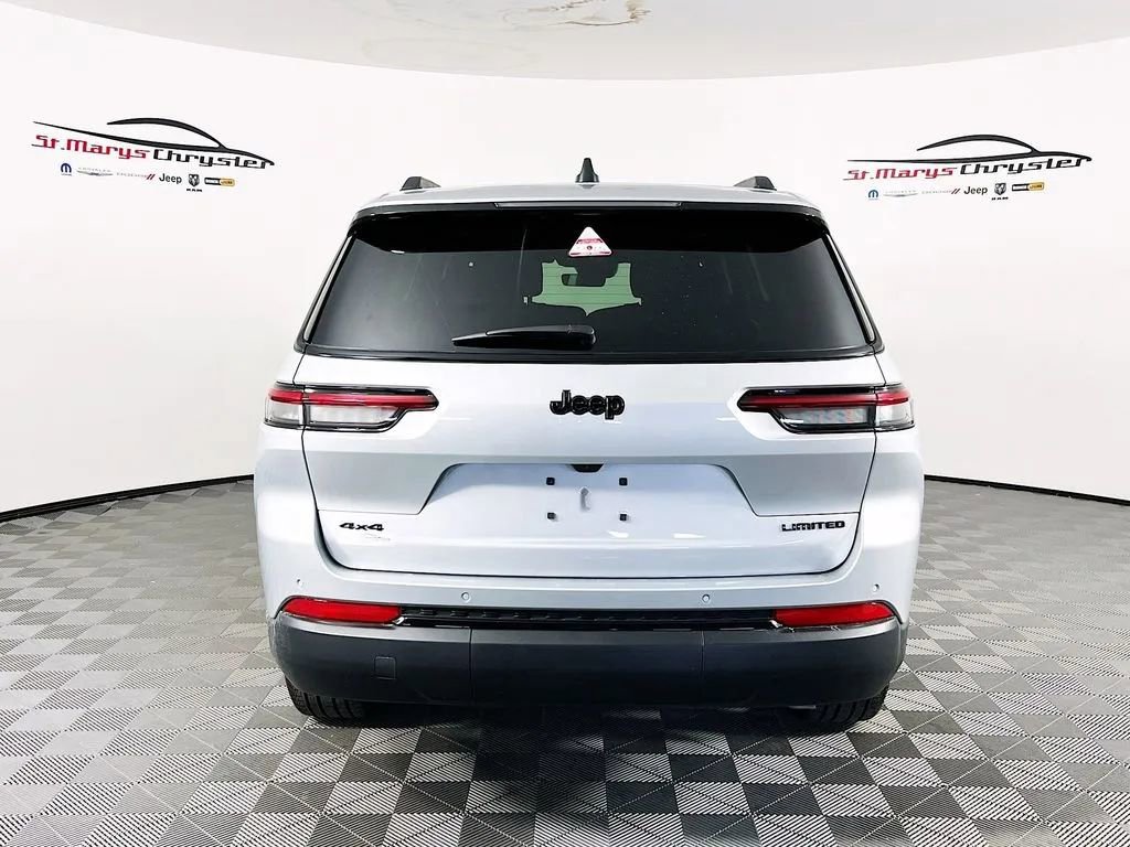 Used 2025 Jeep Grand Cherokee L Limited w/ Black Appearance Package image 7