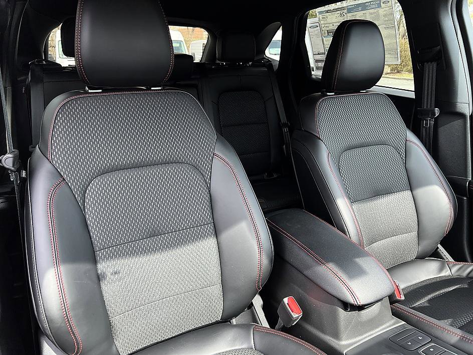 New 2026 Ford Escape ST-Line Select w/ Equipment Group 401A image 20