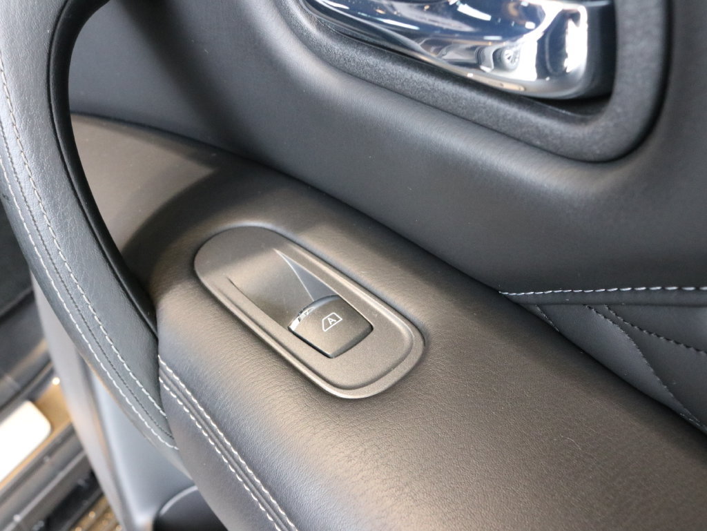 Used 2023 INFINITI QX80 Sensory w/ Cargo Package AWD/4WD image 44