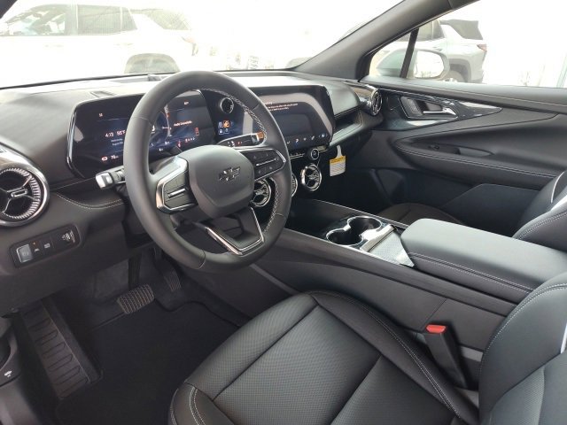 New 2025 Chevrolet Blazer EV LT image 17