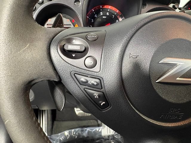 Used 2019 Nissan 370Z NISMO RWD image 10