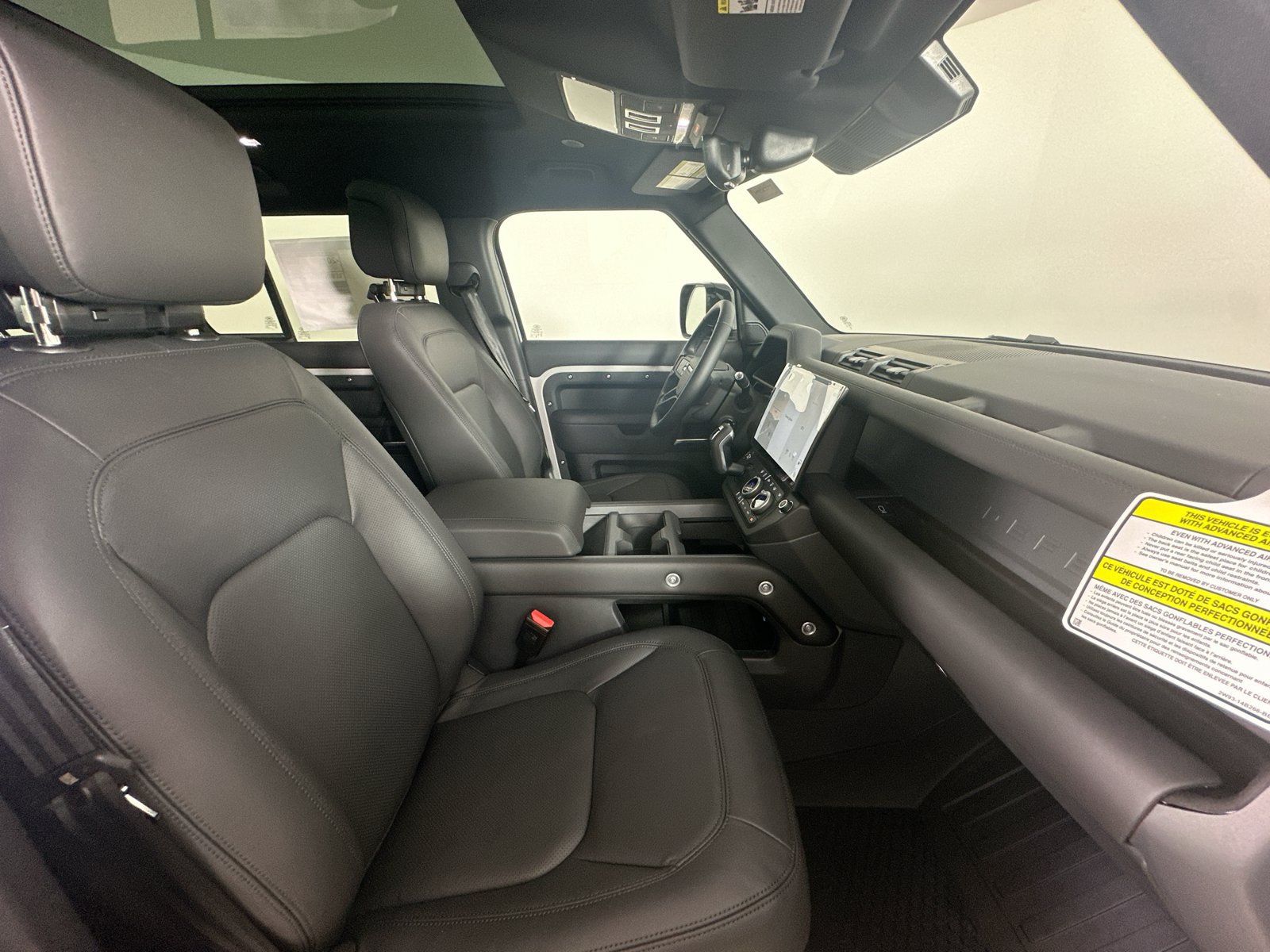 New 2026 Land Rover Defender 110 X-Dynamic SE AWD/4WD image 46
