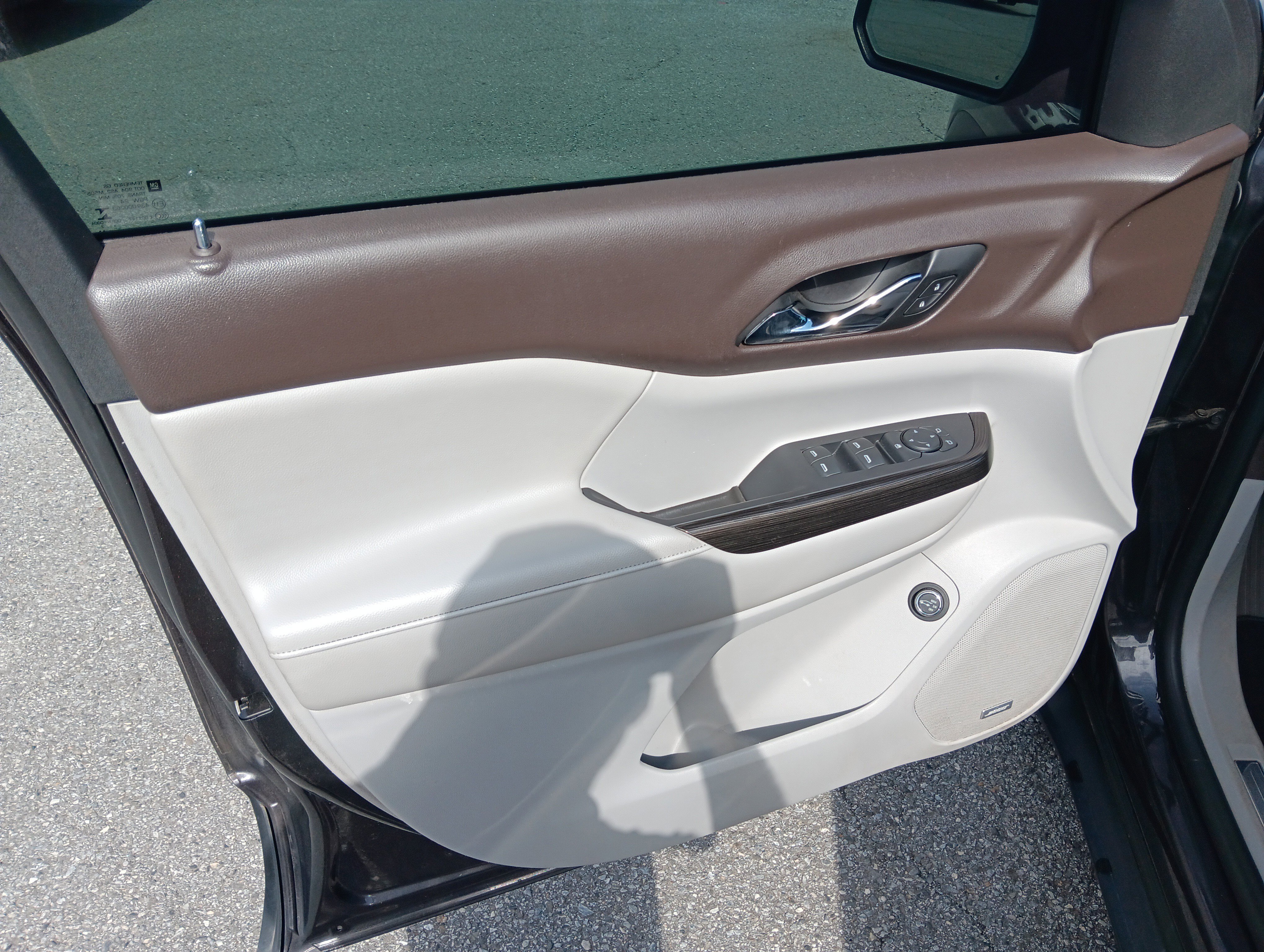 Used 2018 GMC Acadia SLT AWD/4WD image 10