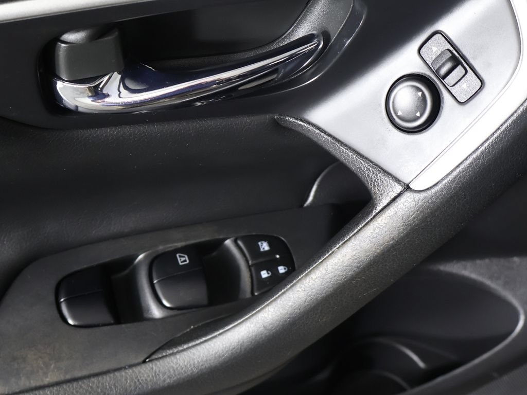 Used 2018 Nissan Altima 2.5 SV FWD image 29