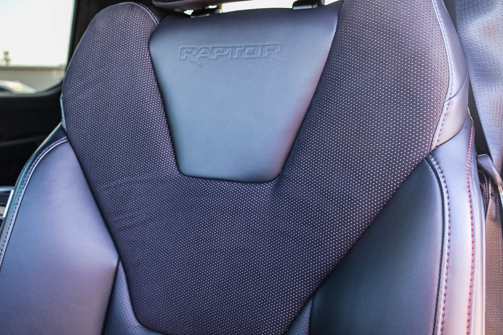 Used 2024 Ford F150 Raptor image 24