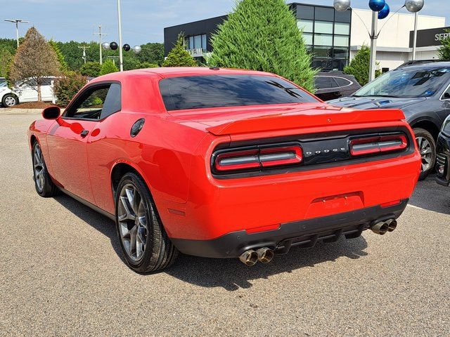 Used 2022 Dodge Challenger GT RWD image 7
