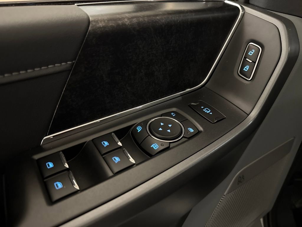 New 2026 Ford F250 XLT w/ XLT Premium Package image 28