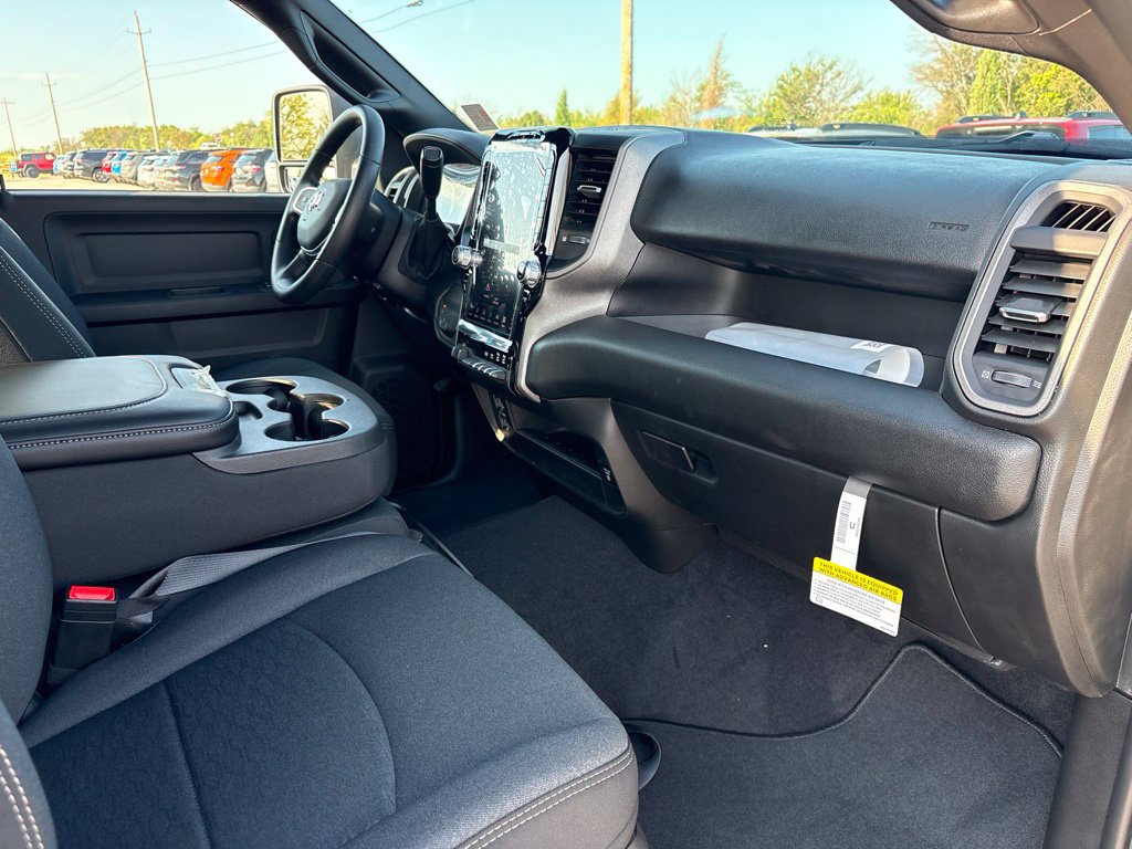 New 2027 RAM 3500 Tradesman AWD/4WD image 28