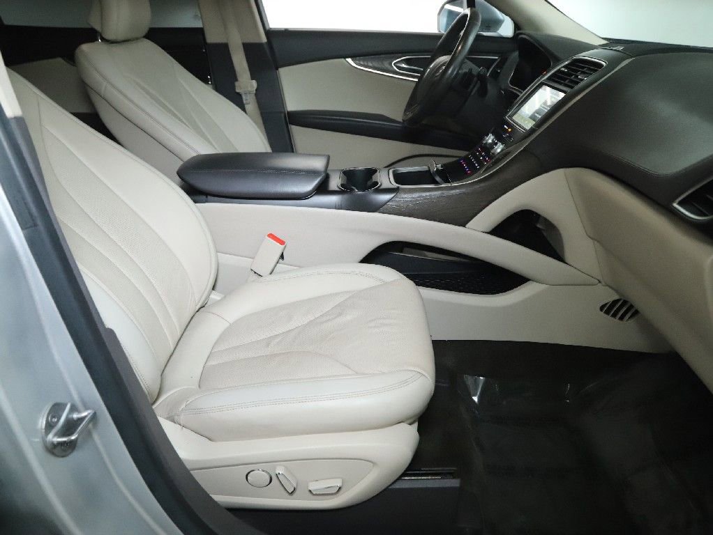 Used 2018 Lincoln MKX Reserve image 33