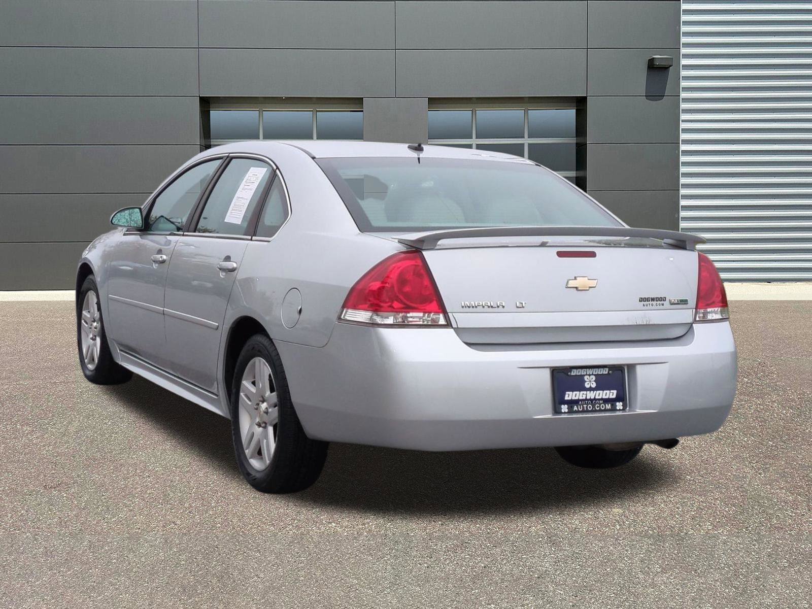 Used 2011 Chevrolet Impala LT w/ Luxury Edition Package image 5