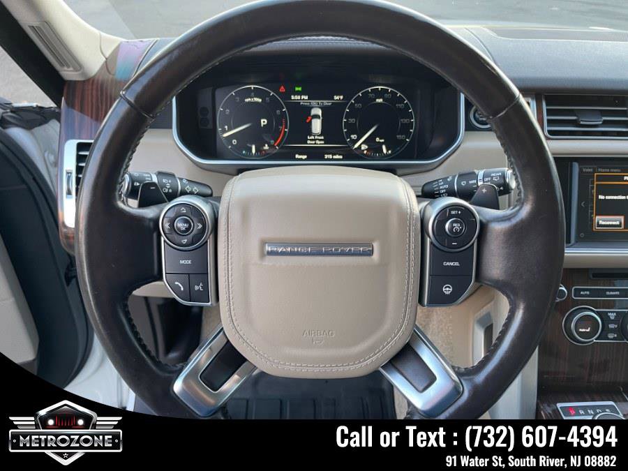Used 2016 Land Rover Range Rover HSE image 29