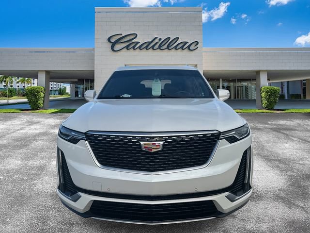 Certified 2025 Cadillac XT6 Luxury image 8