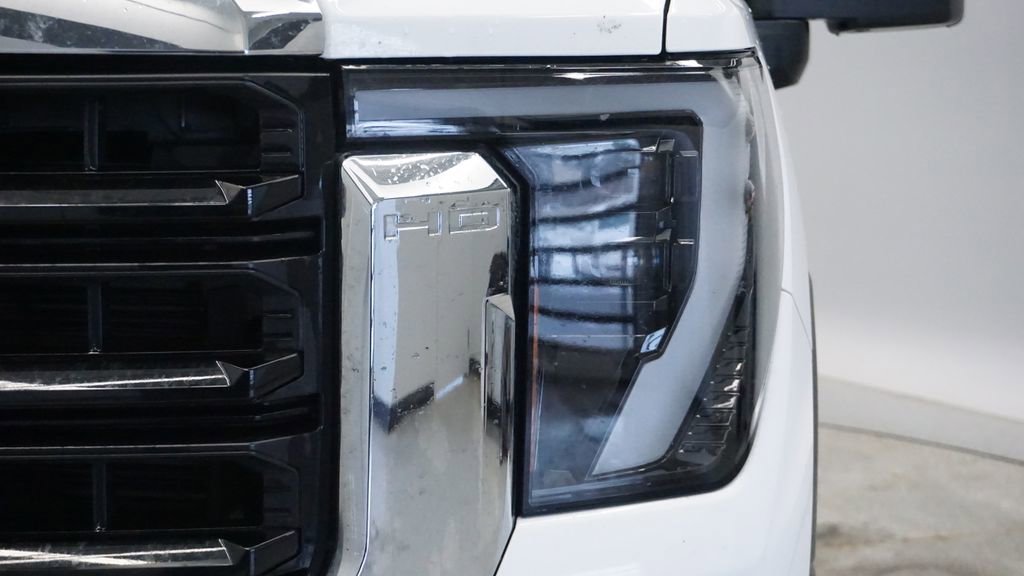 Used 2024 GMC Sierra 3500 Pro image 12