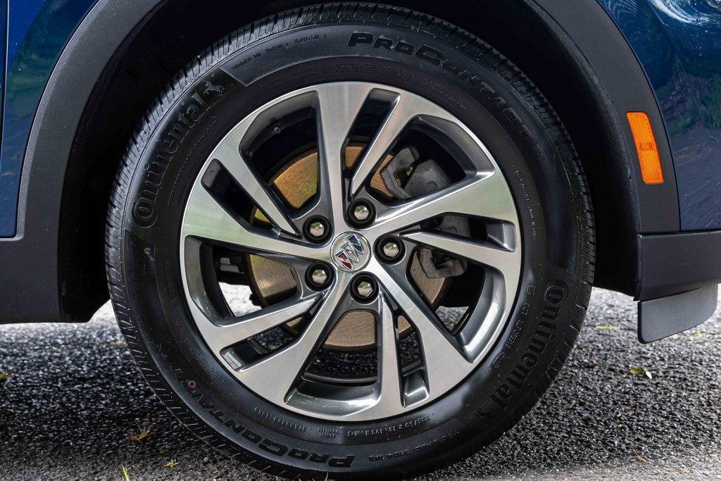 Used 2023 Buick Envision Essence image 26