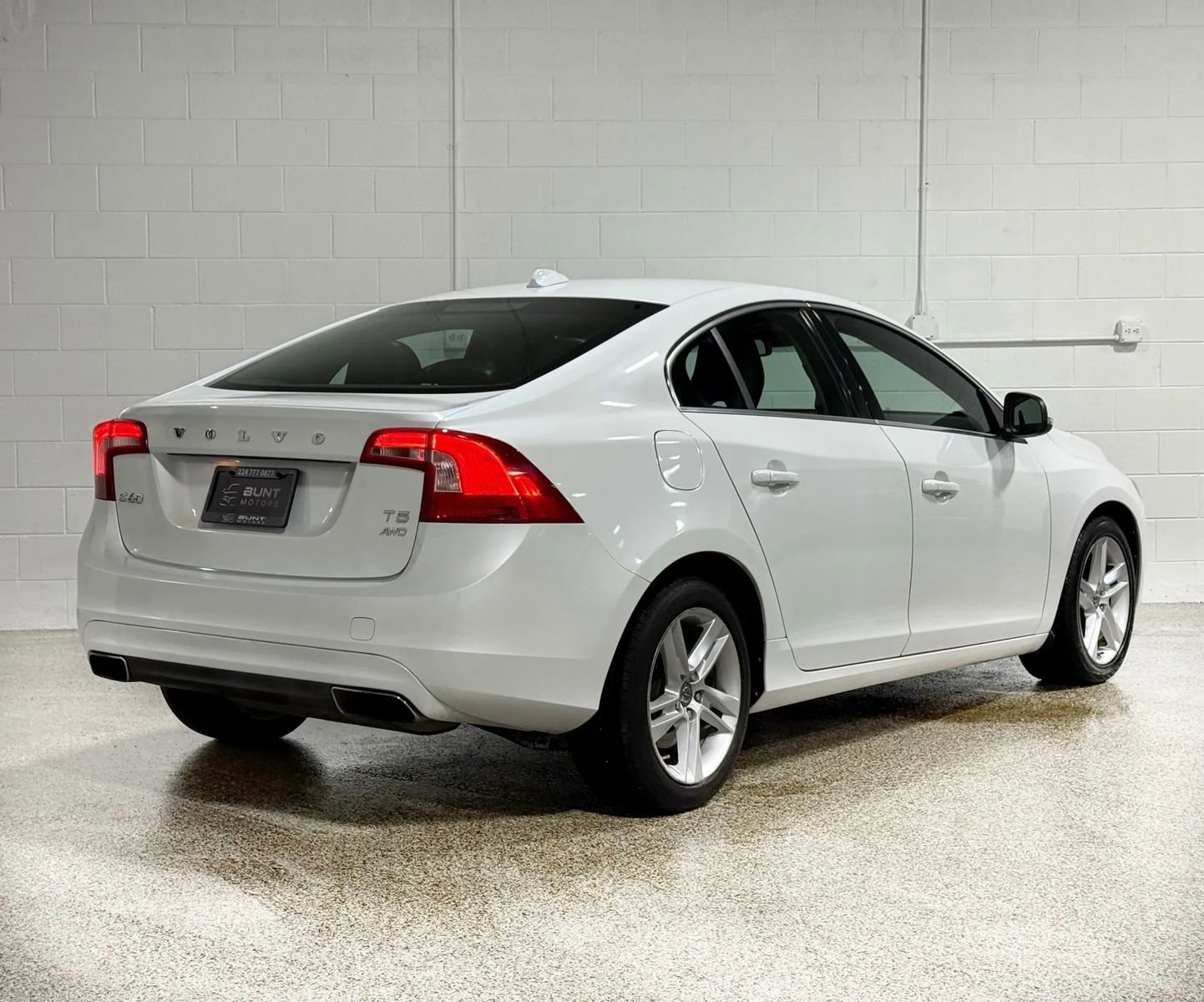 Used 2014 Volvo S60 T5 w/ Climate Package image 6