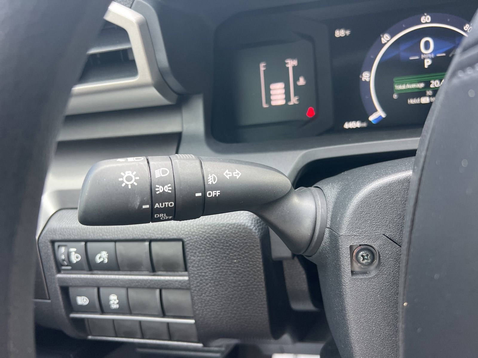 Used 2025 Toyota Tacoma SR5 image 16