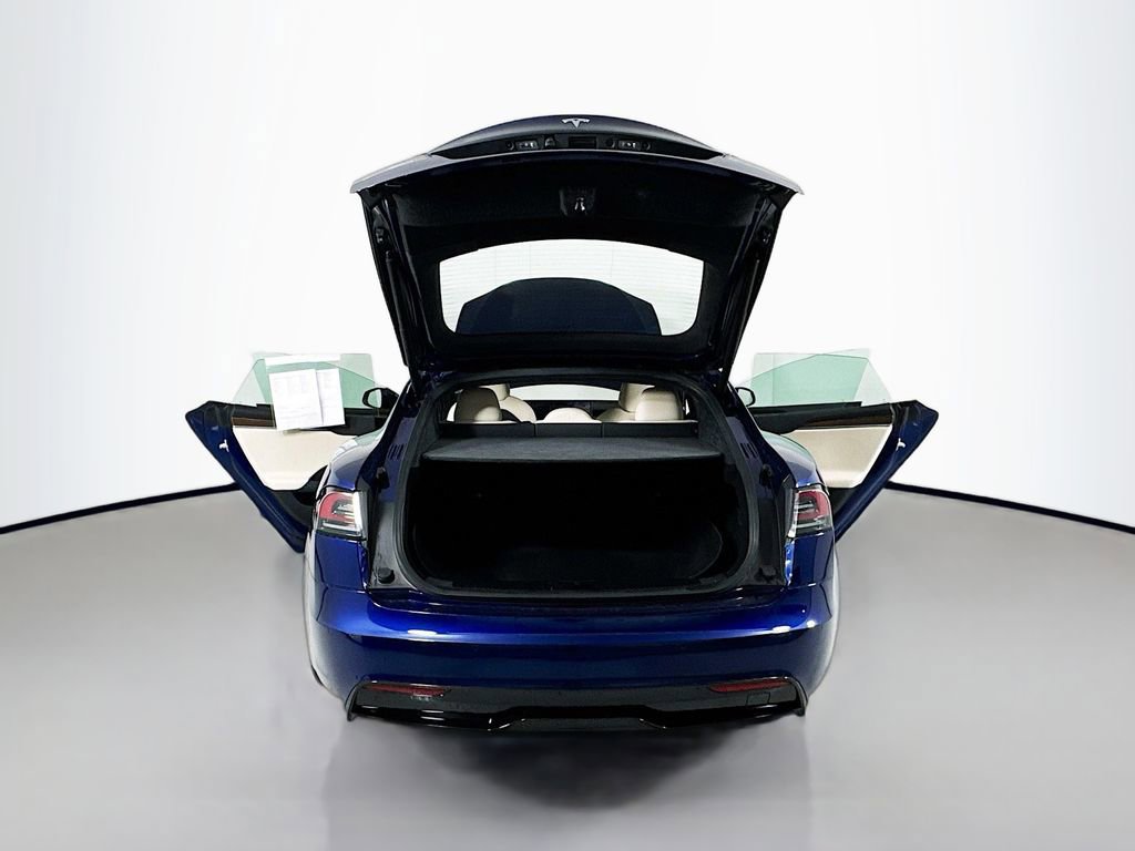 Used 2022 Tesla Model S AWD/4WD image 35