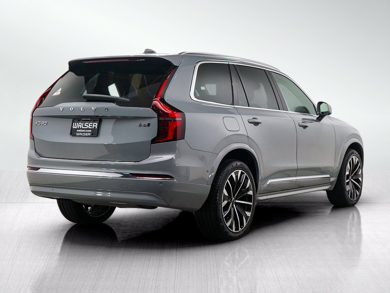 Used 2026 Volvo XC90 B6 Plus AWD/4WD image 5