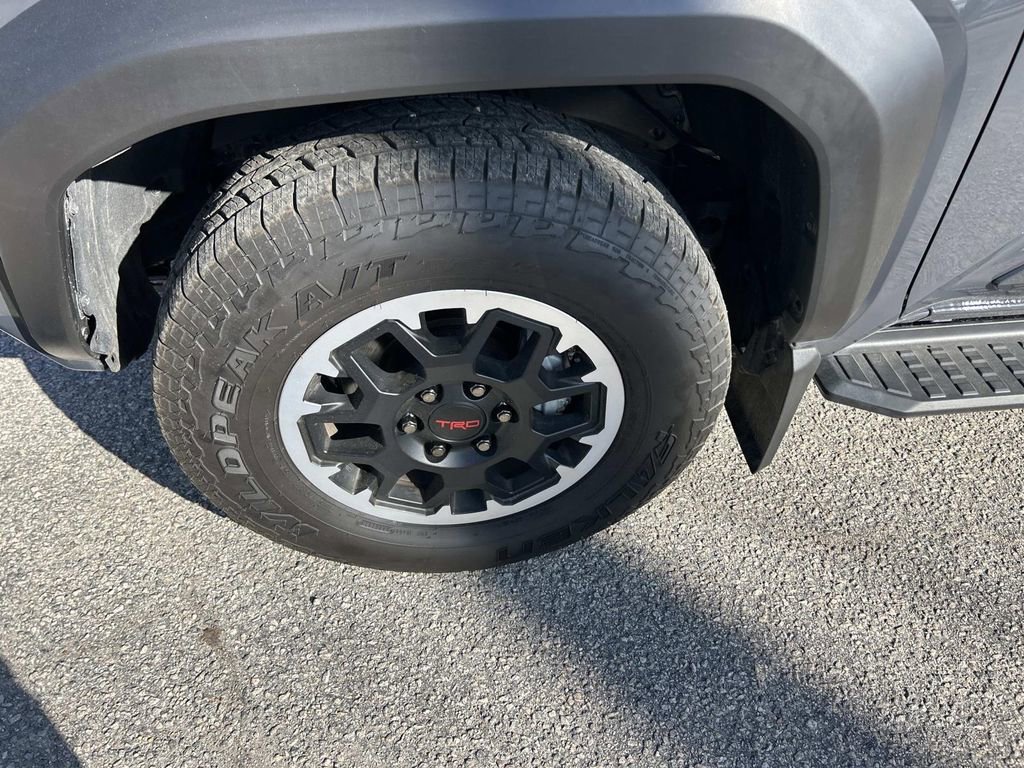 Used 2025 Toyota 4Runner TRD Off-Road Premium w/ Tow Technology Package image 15