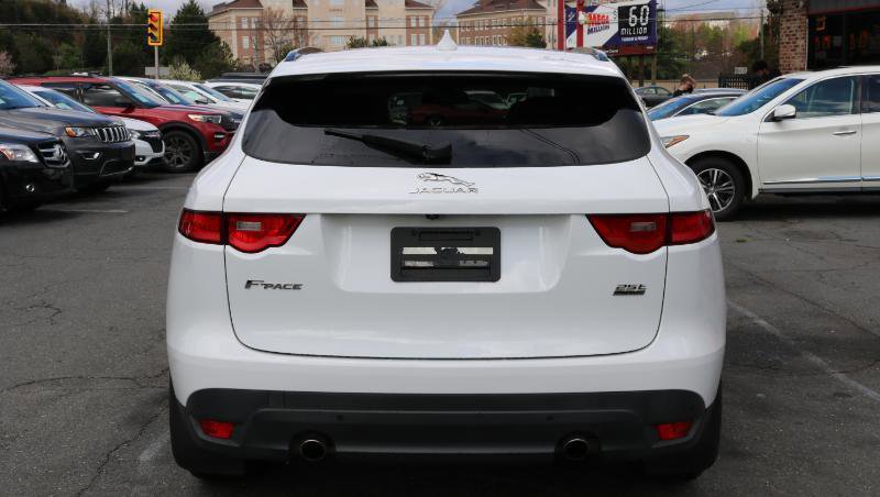 Used 2018 Jaguar F-PACE Prestige image 6