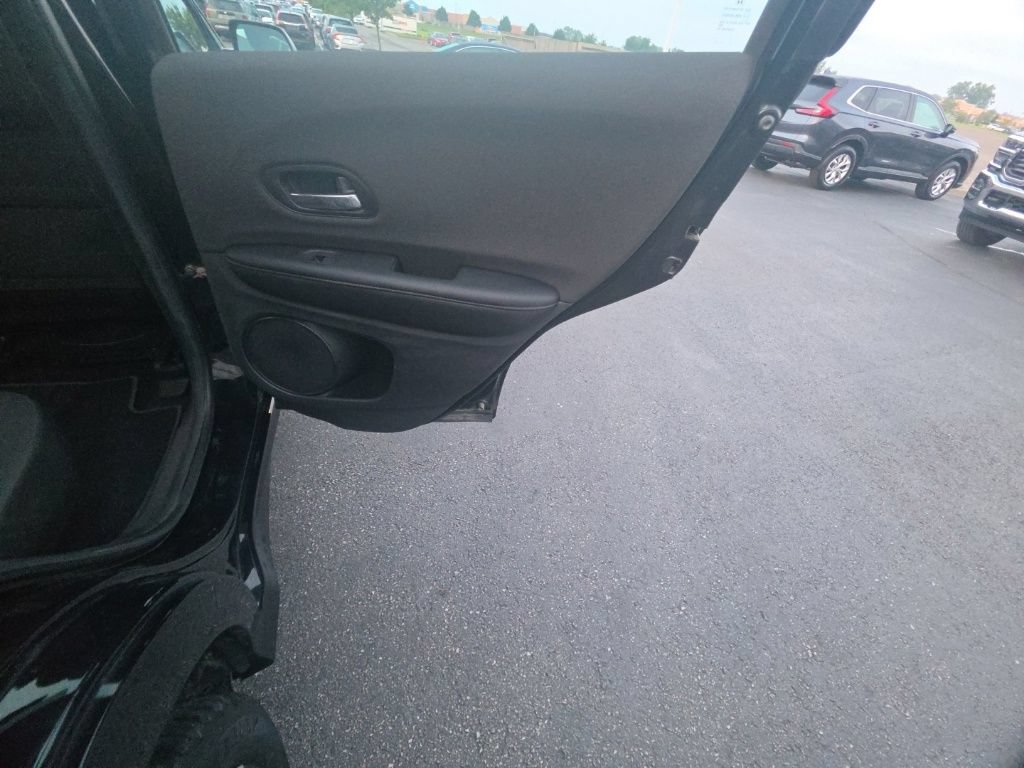 Used 2019 Honda HR-V Sport image 26