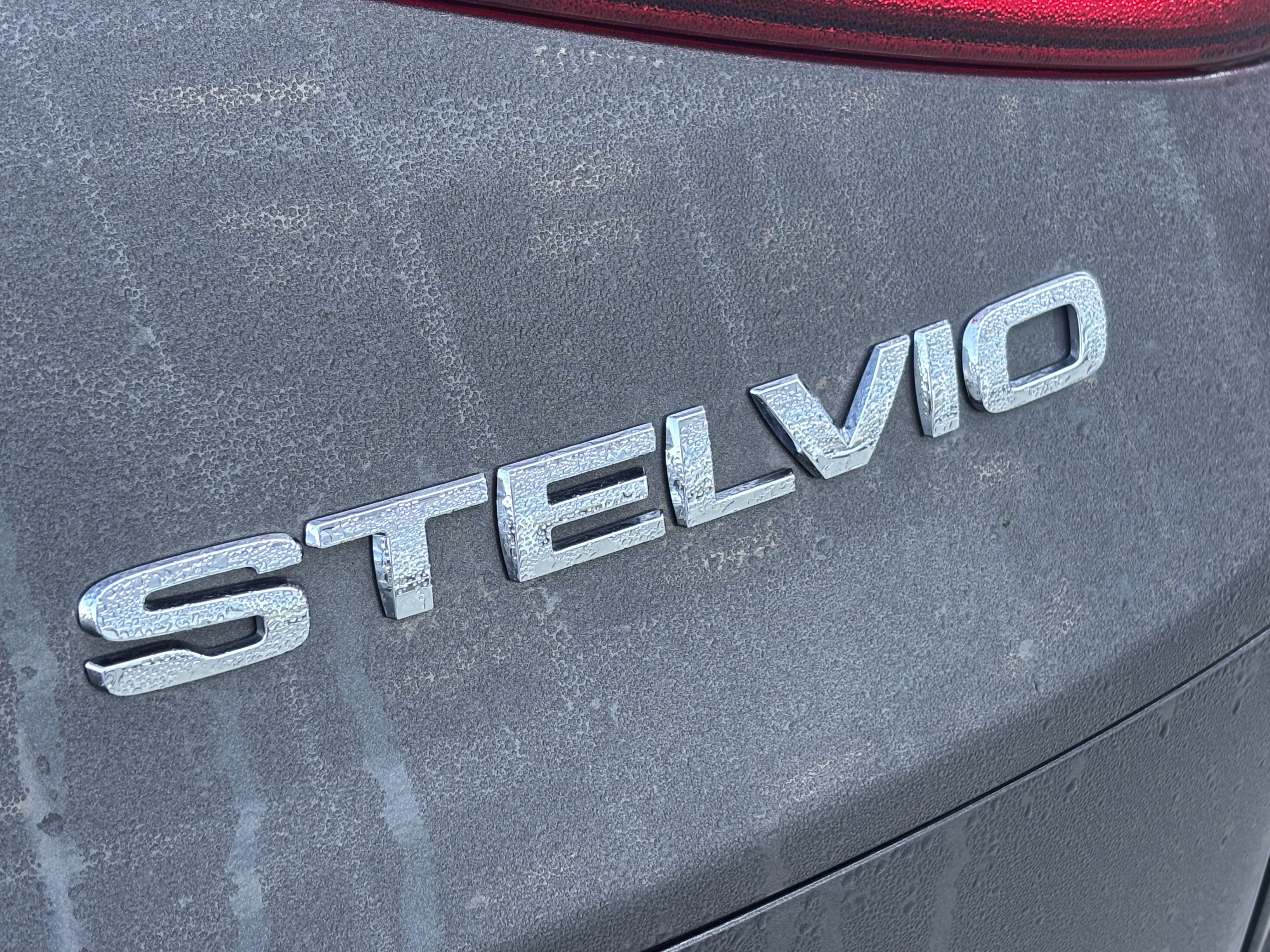 Certified 2023 Alfa Romeo Stelvio Veloce AWD/4WD image 13